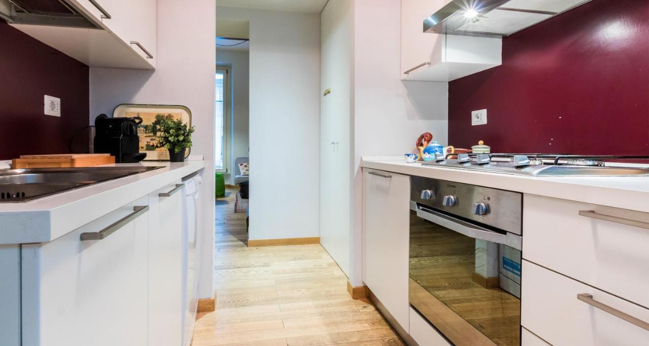 Joivy Apt For 6 With Big Terrace In Milan Centro Storico Eksteriør billede