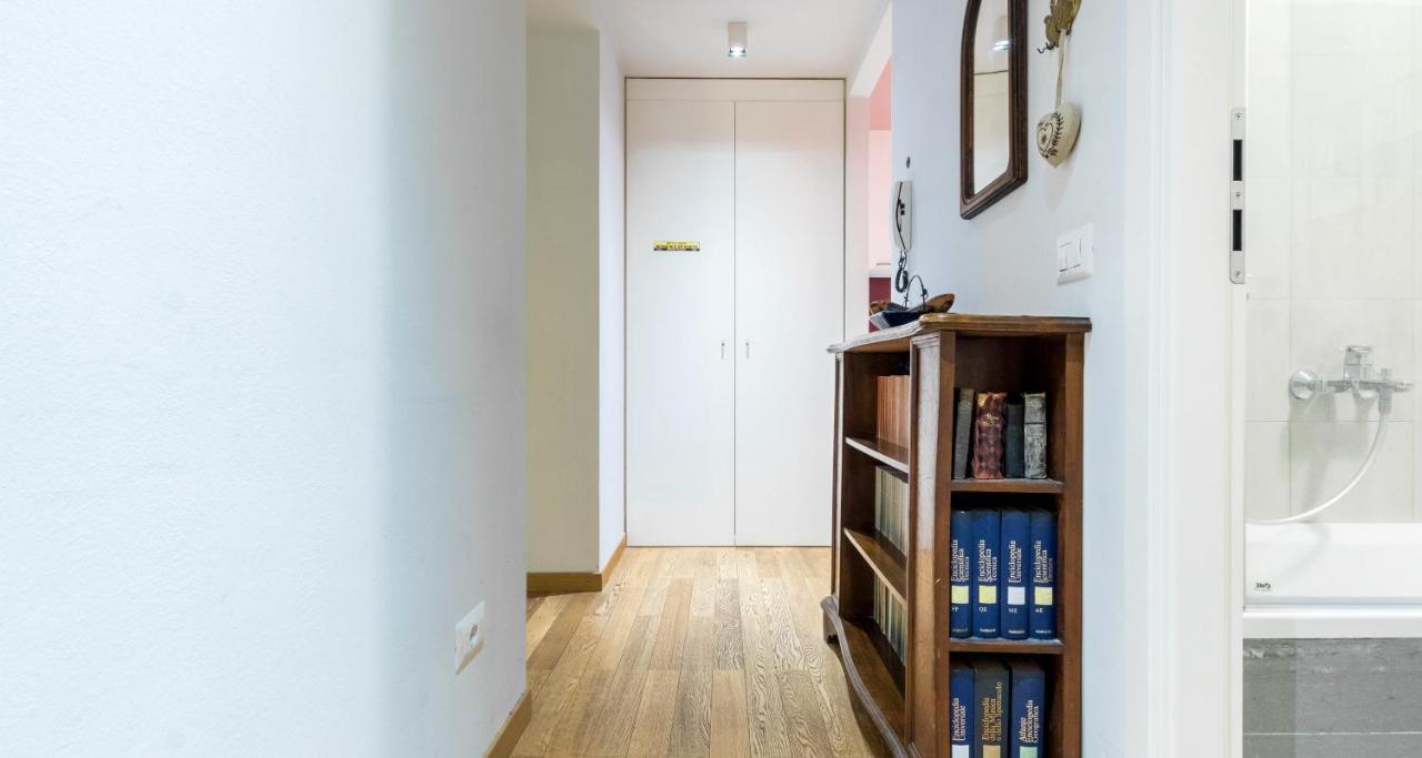 Joivy Apt For 6 With Big Terrace In Milan Centro Storico Eksteriør billede