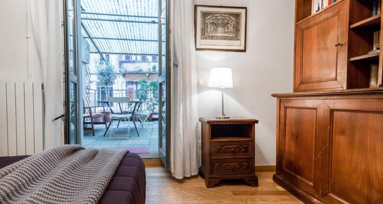 Joivy Apt For 6 With Big Terrace In Milan Centro Storico Eksteriør billede